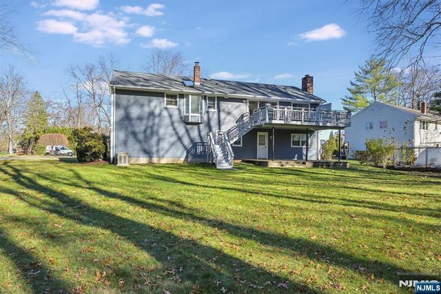 9 Cherry Place, Hillsdale, NJ 07642