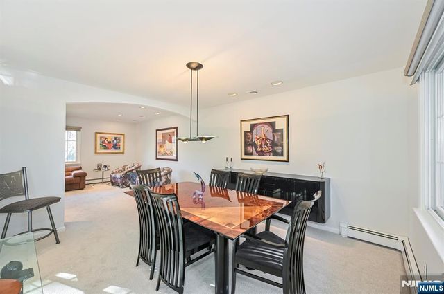 9 Cherry Place, Hillsdale, NJ 07642