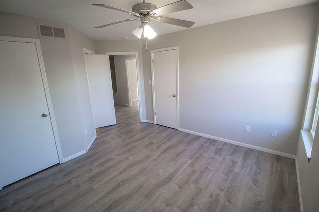 5301 SILVER MILL DR, Columbia, MO 65202