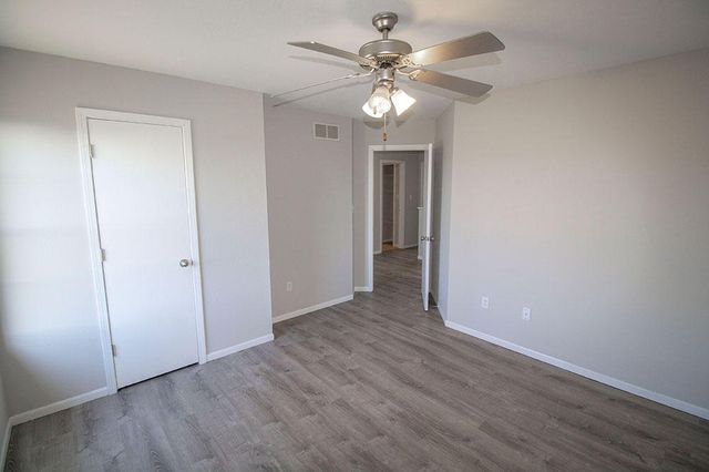 5301 SILVER MILL DR, Columbia, MO 65202