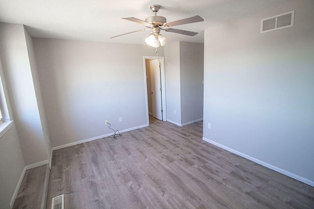 5301 SILVER MILL DR, Columbia, MO 65202