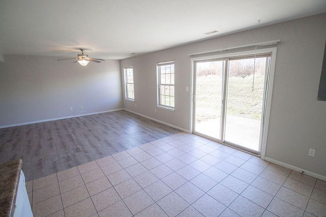 5301 SILVER MILL DR, Columbia, MO 65202