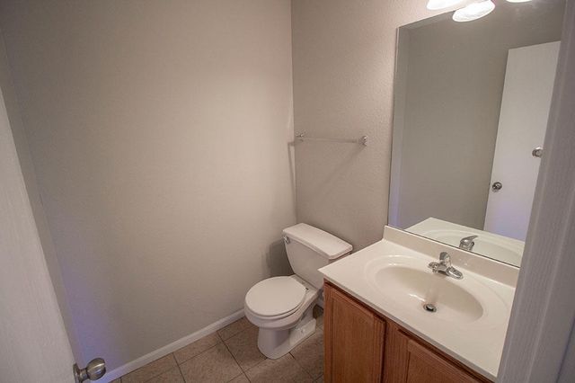 5301 SILVER MILL DR, Columbia, MO 65202