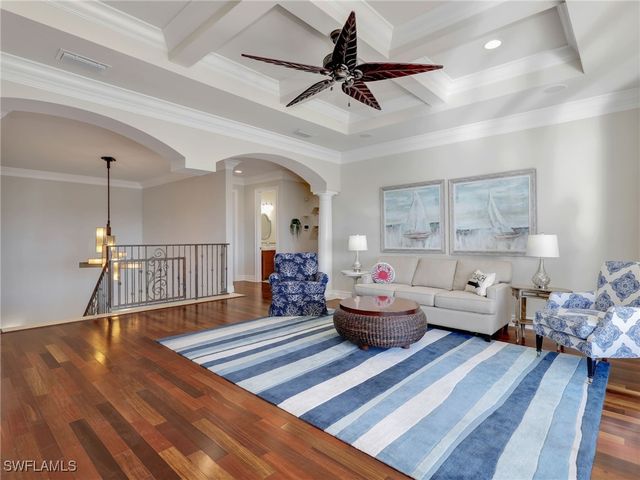 264 Bayview AVE, Naples, FL 34108