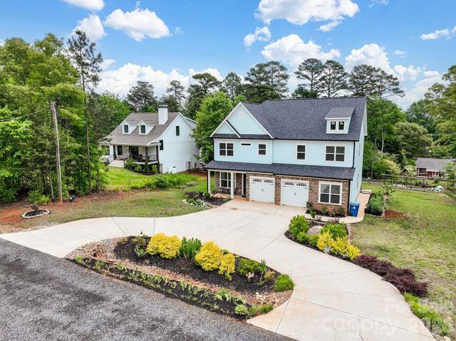 4950 Surfwood Drive, Sherrills Ford, NC 28673