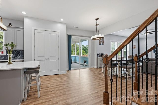 4950 Surfwood Drive, Sherrills Ford, NC 28673