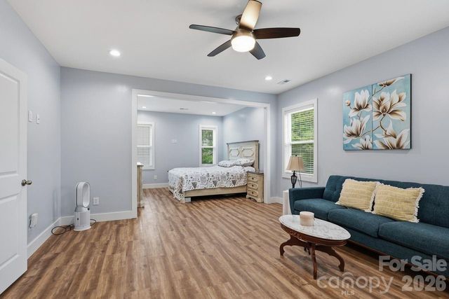 4950 Surfwood Drive, Sherrills Ford, NC 28673