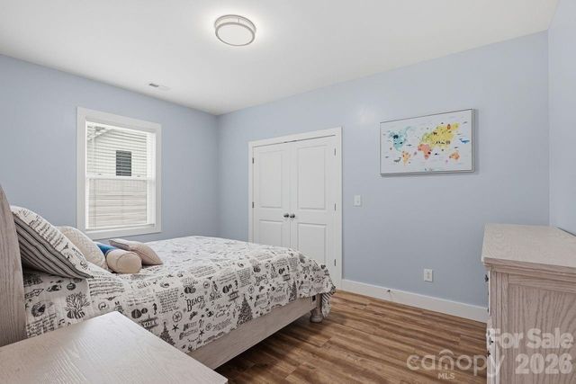 4950 Surfwood Drive, Sherrills Ford, NC 28673