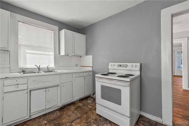 2215 22nd, Northport, AL 35476