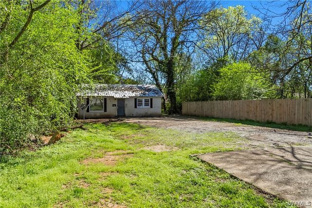 2215 22nd, Northport, AL 35476