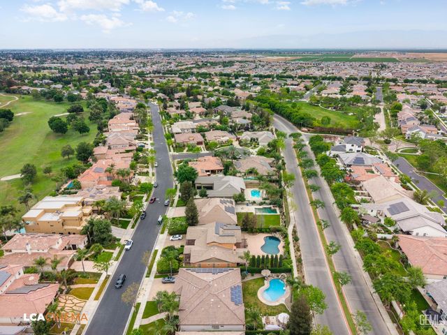 12517 Harrington Street, Bakersfield, CA 93311