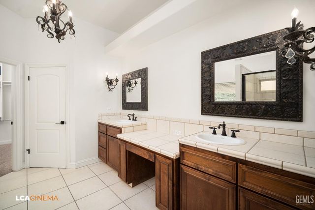 12517 Harrington Street, Bakersfield, CA 93311