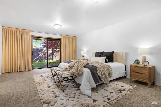 107 S Oakhurst Way, Boise, ID 83709