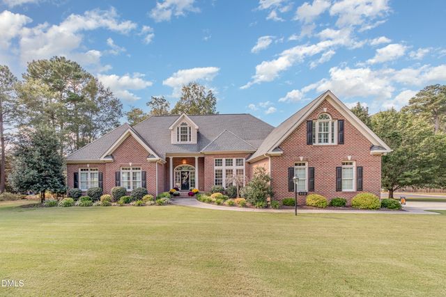 512 W Franklin Street, Zebulon, NC 27597
