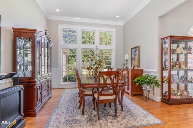 512 W Franklin Street, Zebulon, NC 27597