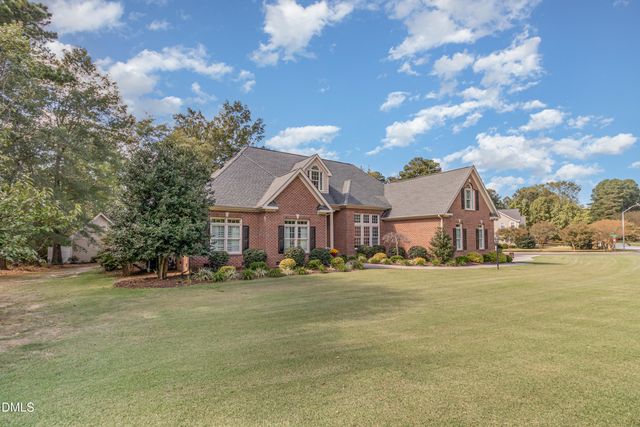 512 W Franklin Street, Zebulon, NC 27597