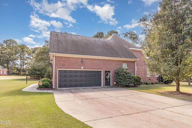 512 W Franklin Street, Zebulon, NC 27597