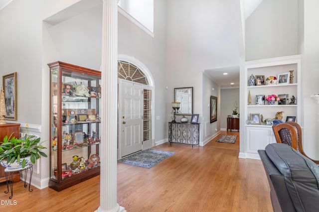 512 W Franklin Street, Zebulon, NC 27597