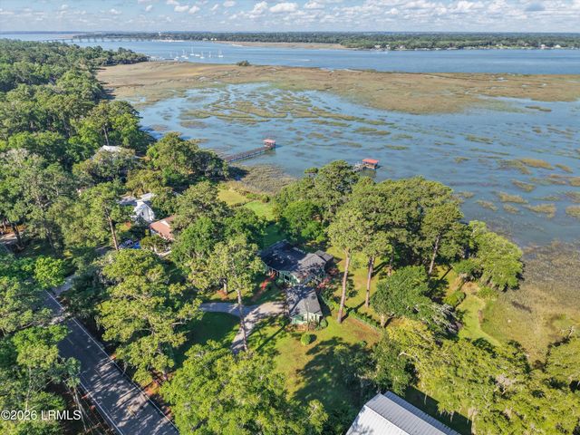 50 Meridian Road, Beaufort, SC 29907