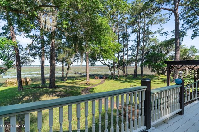 50 Meridian Road, Beaufort, SC 29907
