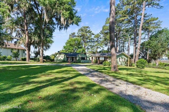 50 Meridian Road, Beaufort, SC 29907