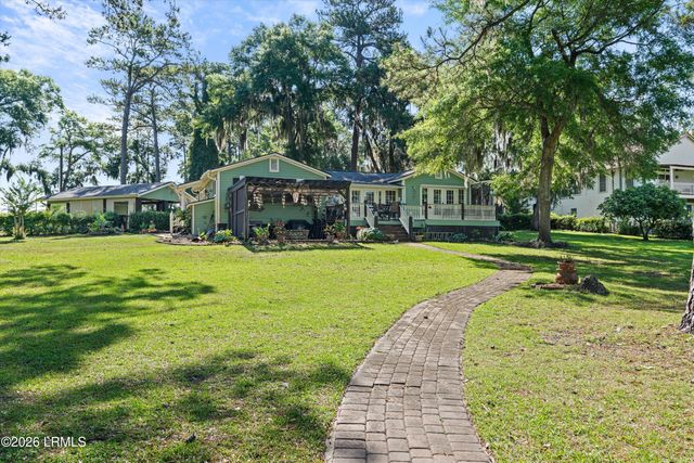 50 Meridian Road, Beaufort, SC 29907