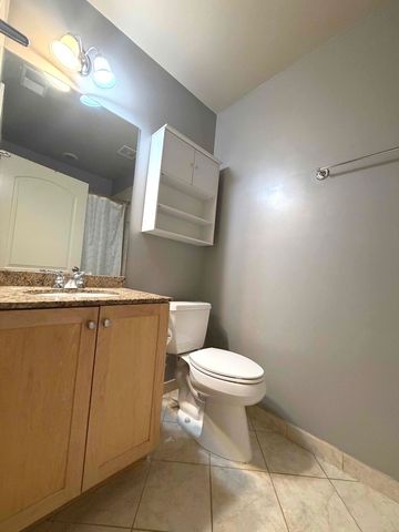 924 W Dakin Street 1, Chicago, IL 60613