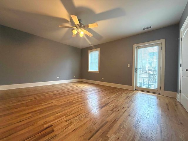 924 W Dakin Street 1, Chicago, IL 60613