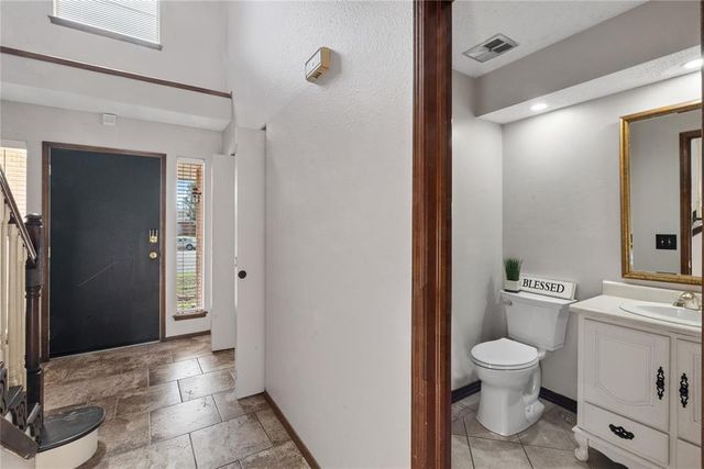 5004 Union Circle, Oklahoma City, OK 73135