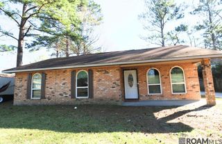 26148 Fallen Oaks Dr, Denham Springs, LA 70726