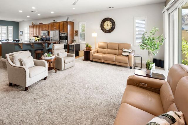 2152 Xavier Ln, Roseville, CA 95747