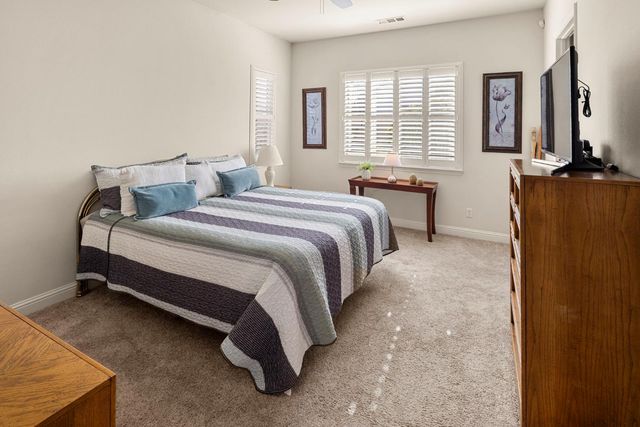 2152 Xavier Ln, Roseville, CA 95747