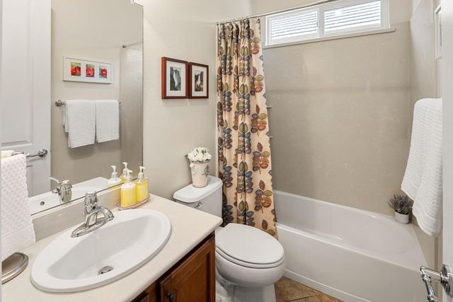 2152 Xavier Ln, Roseville, CA 95747