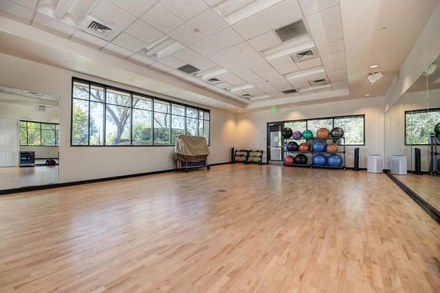 2152 Xavier Ln, Roseville, CA 95747