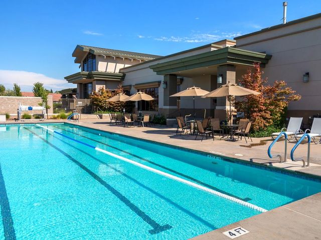 2152 Xavier Ln, Roseville, CA 95747