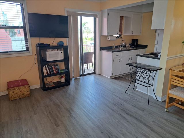 6800 SUNSET WAY 508, St Pete Beach, FL 33706