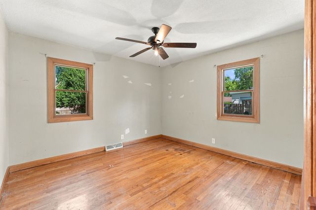 7117 Twana Drive, Urbandale, IA 50322