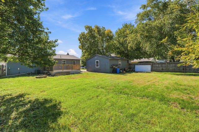 7117 Twana Drive, Urbandale, IA 50322