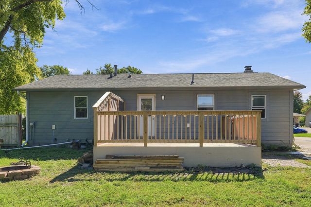 7117 Twana Drive, Urbandale, IA 50322