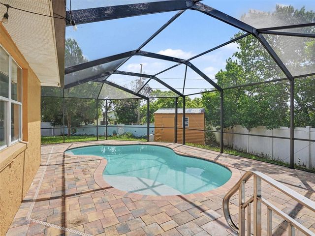 808 CHAMBERLAIN LOOP, Lake Wales, FL 33853