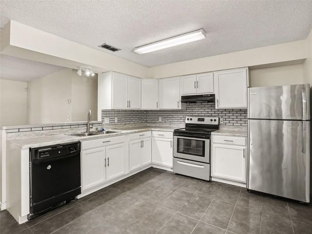 808 CHAMBERLAIN LOOP, Lake Wales, FL 33853