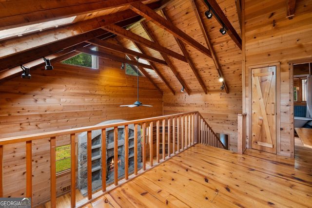 966 Wahoo Creek Road, Murrayville, GA 30564