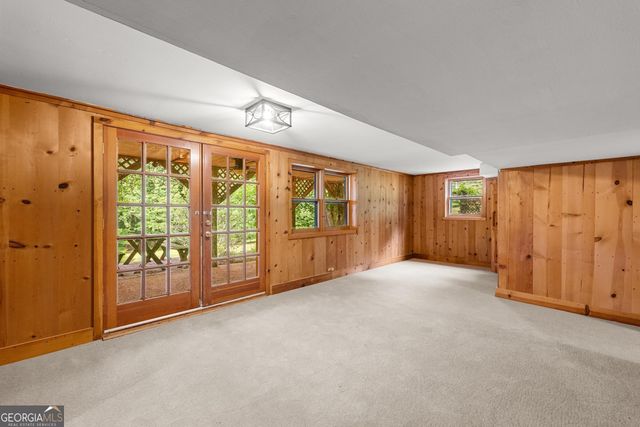 966 Wahoo Creek Road, Murrayville, GA 30564