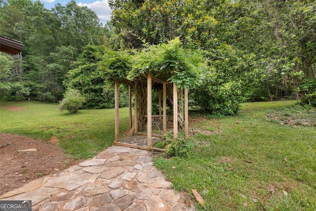 966 Wahoo Creek Road, Murrayville, GA 30564