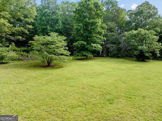 966 Wahoo Creek Road, Murrayville, GA 30564