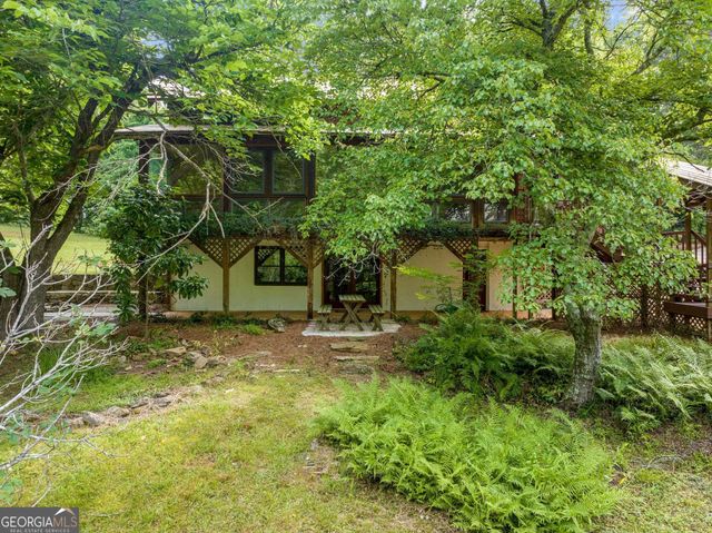 966 Wahoo Creek Road, Murrayville, GA 30564