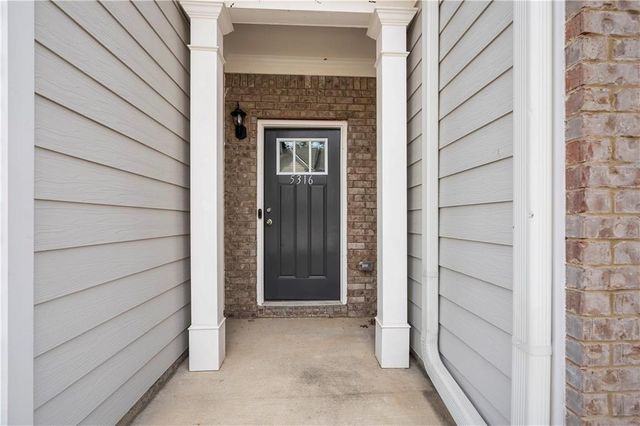 5316 Radford Loop, Fairburn, GA 30213