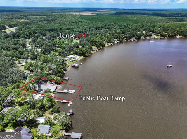 77 Sutton Court, Woodbine, GA 31569