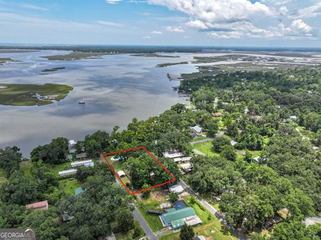 77 Sutton Court, Woodbine, GA 31569