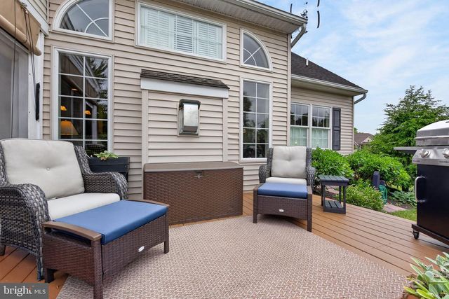 804 SHORE LANDING DR, Lebanon, PA 17046